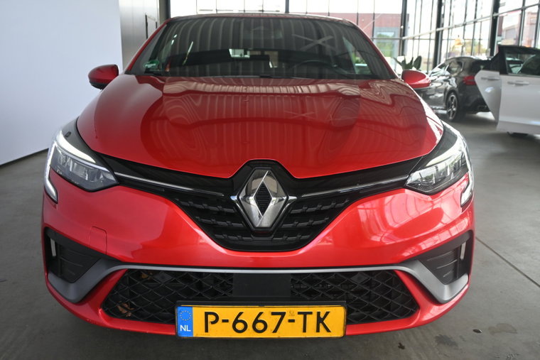 Vehicle Image 16