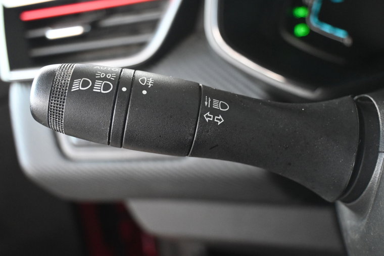 Vehicle Image 35