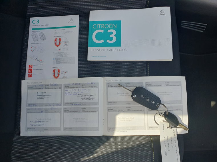 Vehicle Image 14
