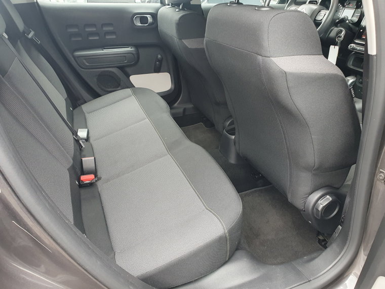 Vehicle Image 39