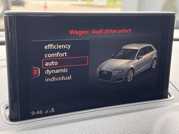 Vehicle Image 37