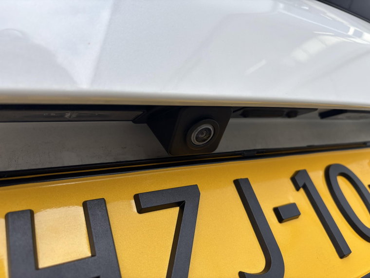 Vehicle Image 44