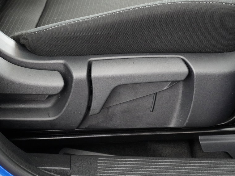 Vehicle Image 42