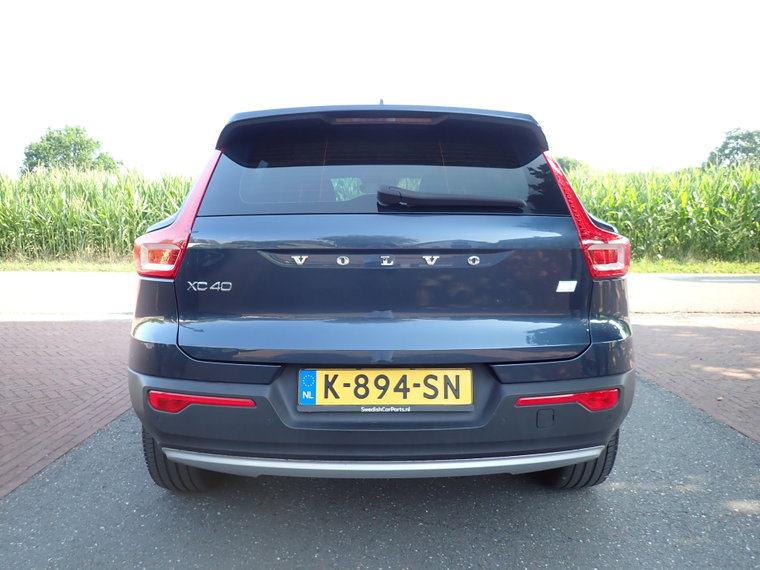 Vehicle Image 28