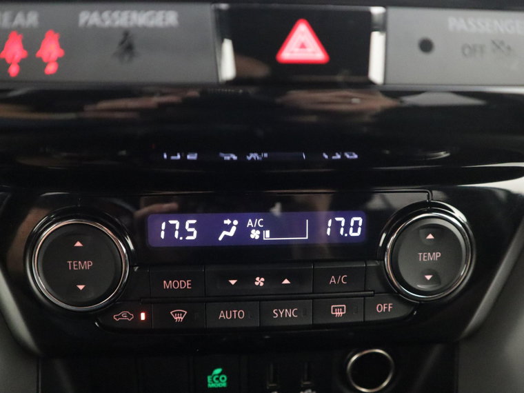 Vehicle Image 29