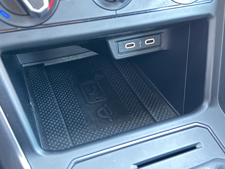 Vehicle Image 24
