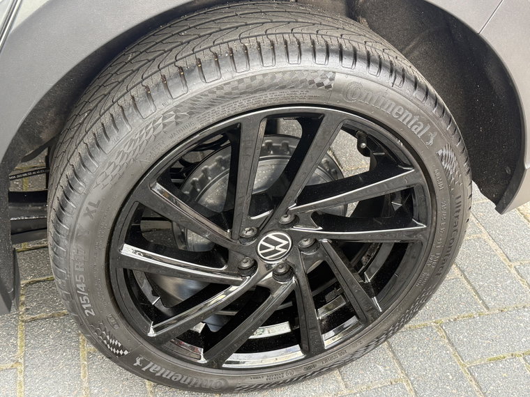 Vehicle Image 37