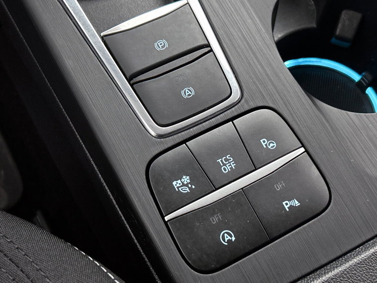 Vehicle Image 24