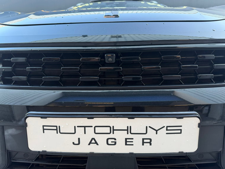 Vehicle Image 24