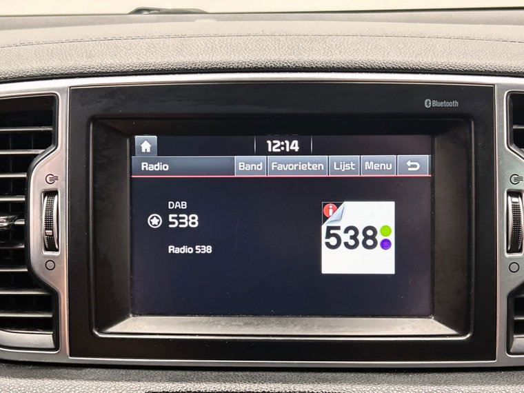 Vehicle Image 35