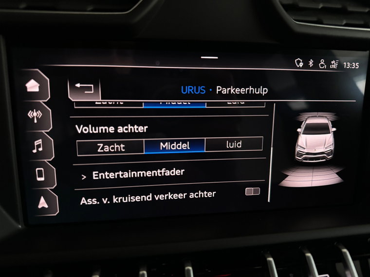 Vehicle Image 30