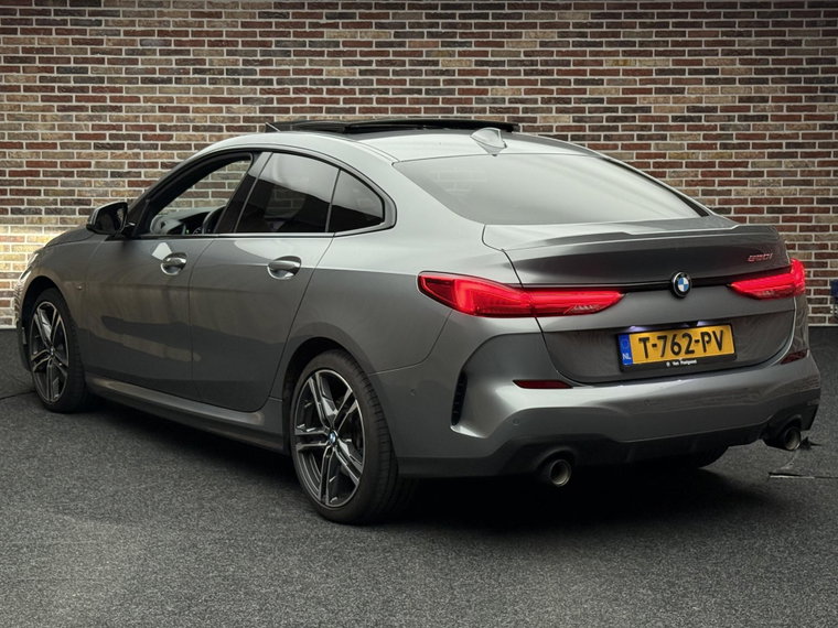 Vehicle Image 23