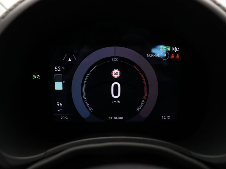 Vehicle Image 25