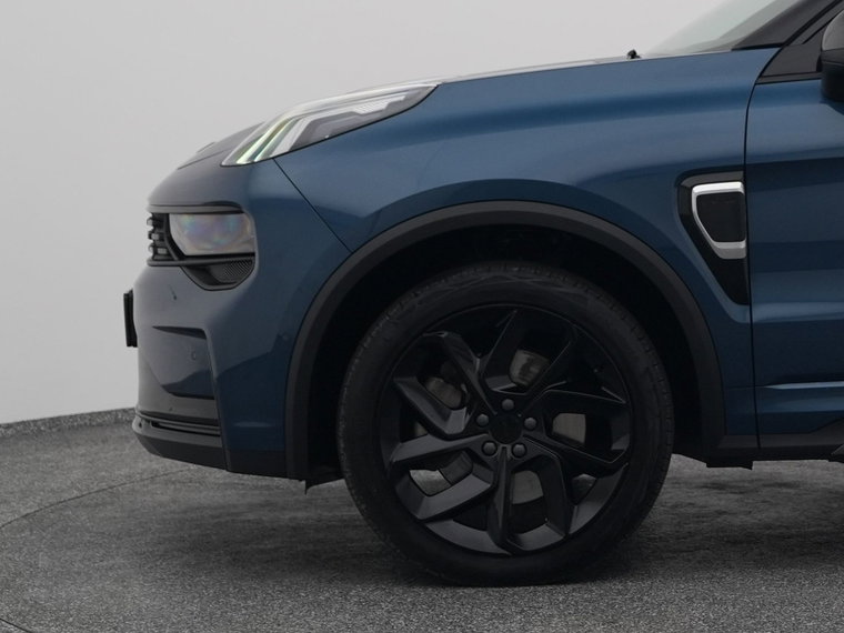 Vehicle Image 21