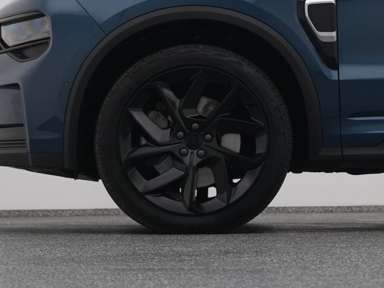 Vehicle Image 39