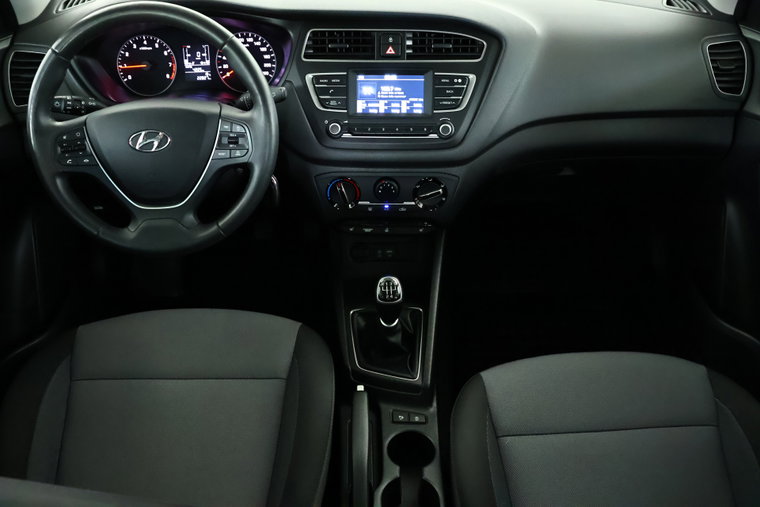 Vehicle Image 15