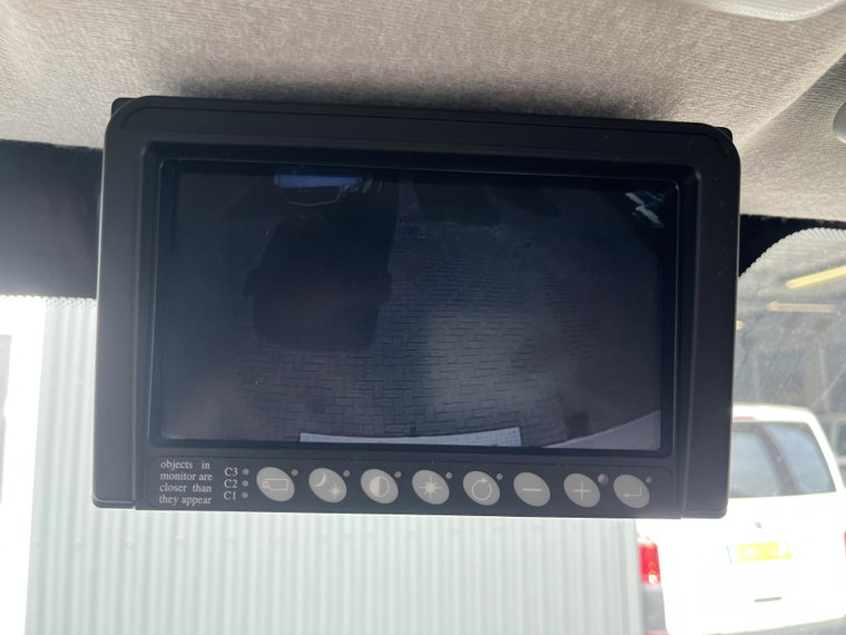 Vehicle Image 28