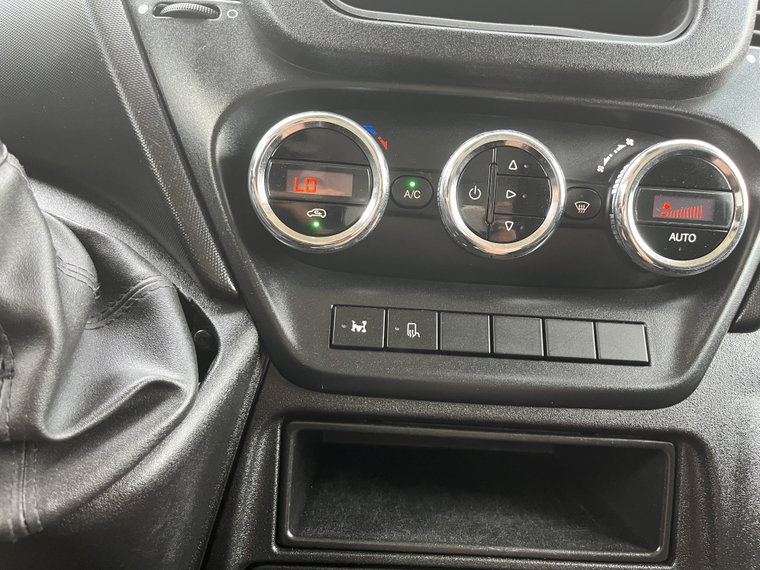 Vehicle Image 47