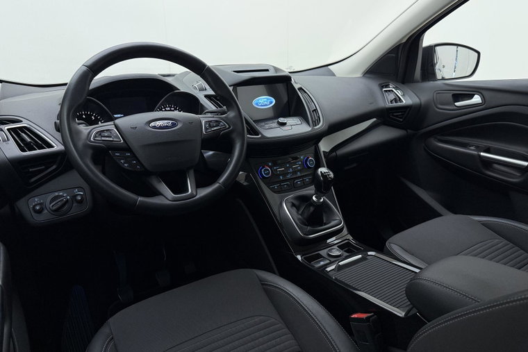 Vehicle Image 16