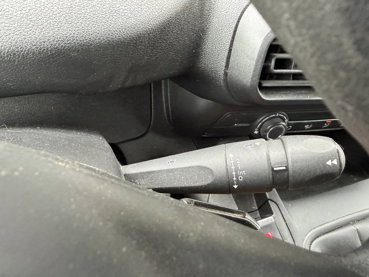 Vehicle Image 39