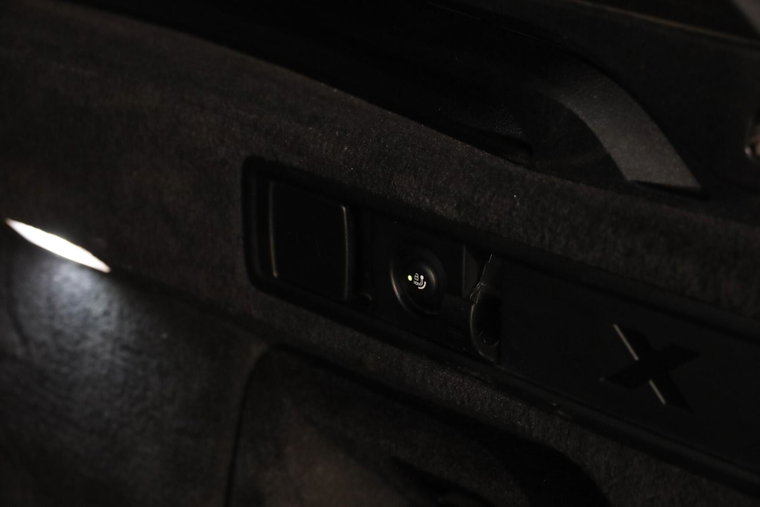 Vehicle Image 33
