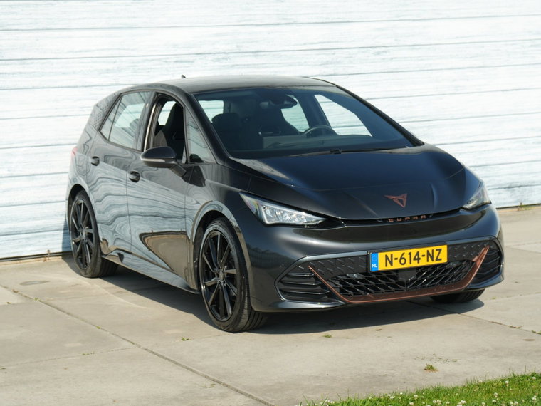 Vehicle Image 15