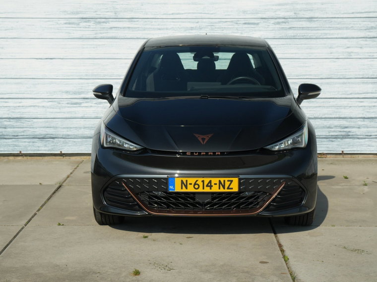 Vehicle Image 28