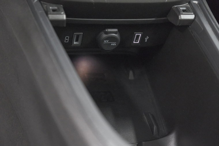 Vehicle Image 34