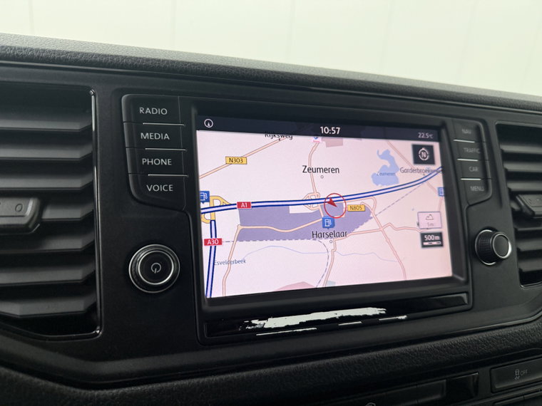 Vehicle Image 19