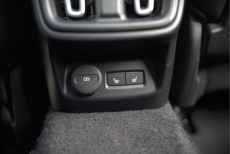 Vehicle Image 46