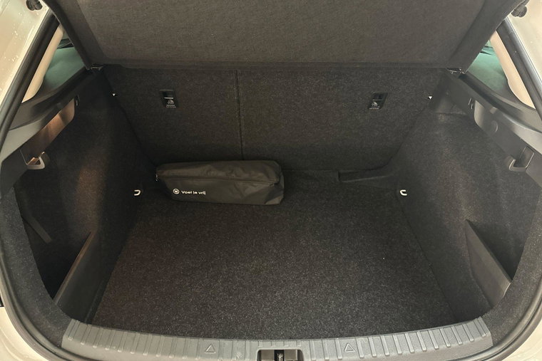 Vehicle Image 31
