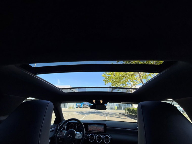 Vehicle Image 40