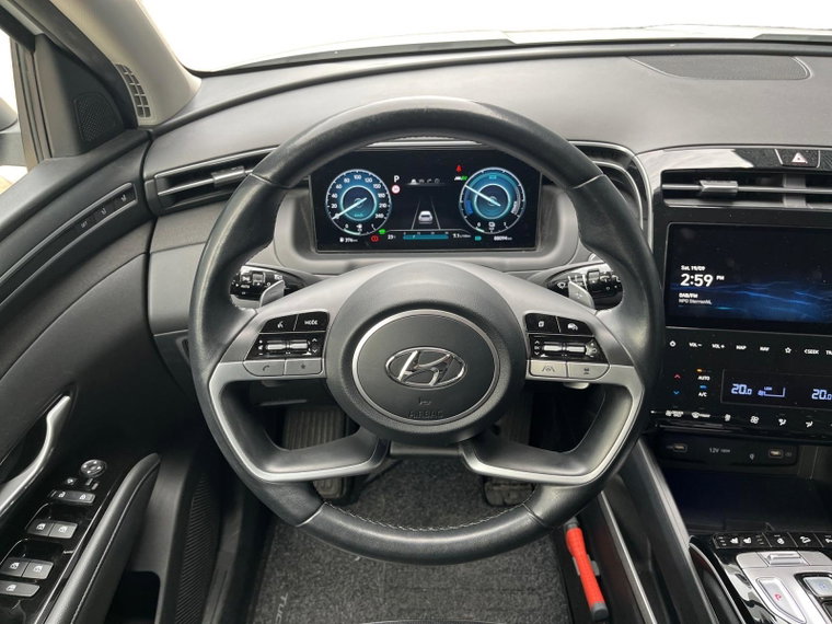 Vehicle Image 13