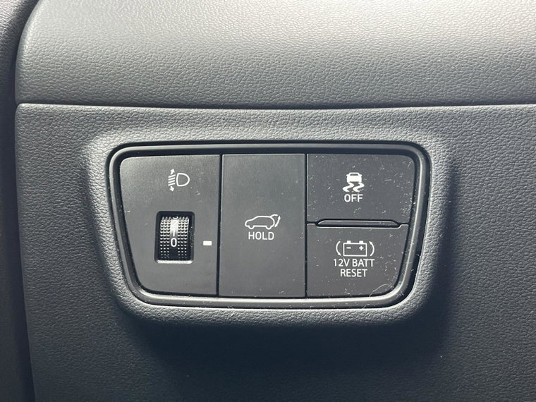Vehicle Image 24