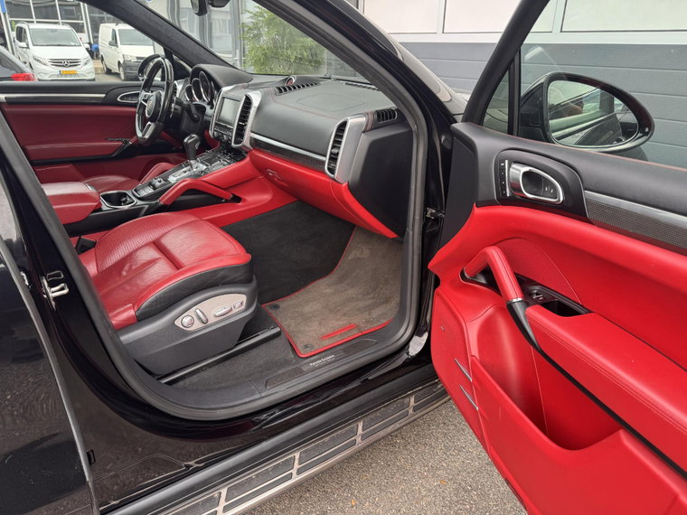 Vehicle Image 26