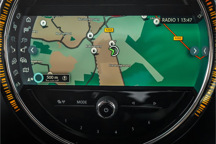 Vehicle Image 22