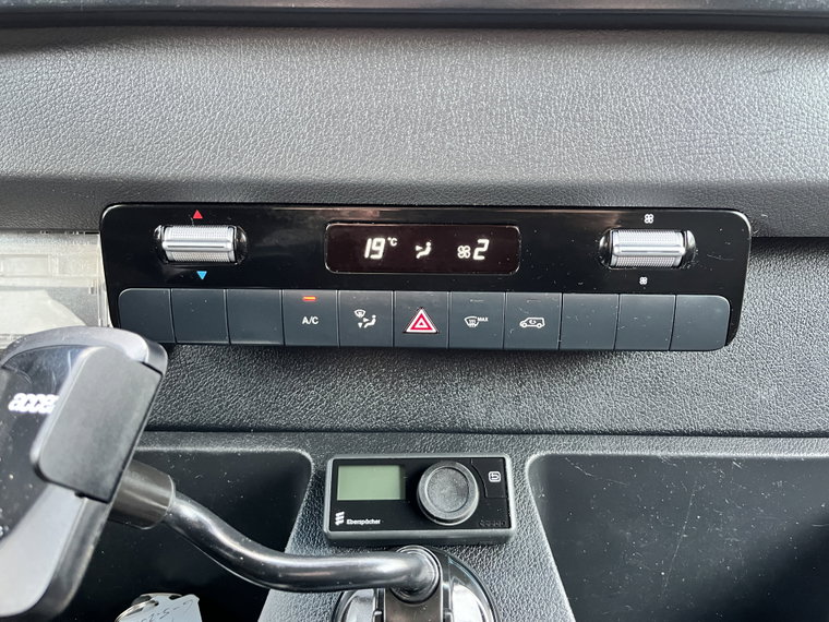 Vehicle Image 41