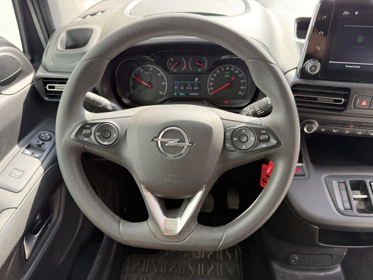 Vehicle Image 22