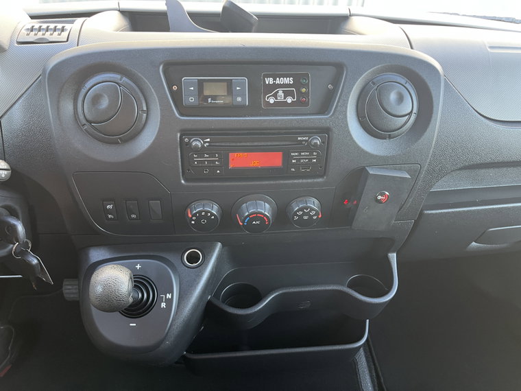 Vehicle Image 33