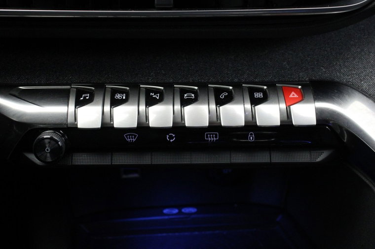 Vehicle Image 27