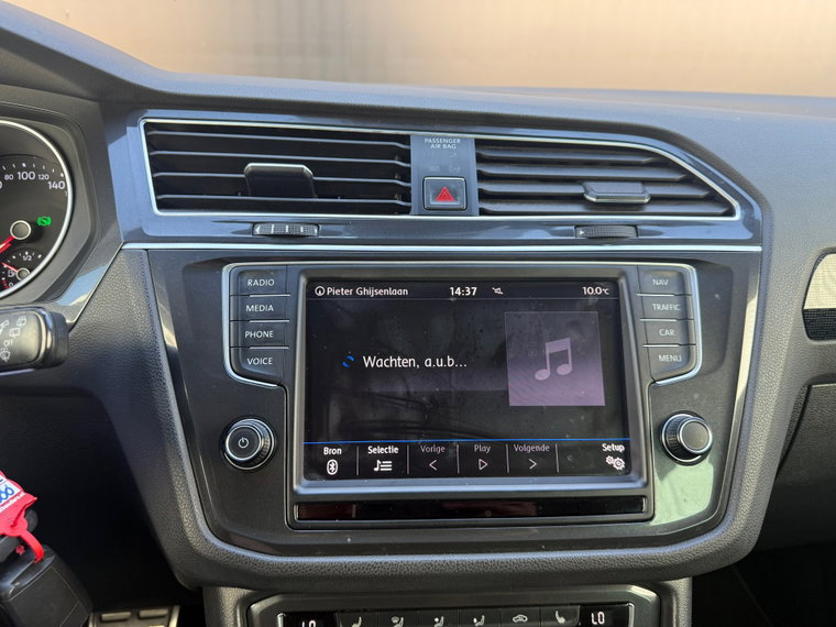 Vehicle Image 38