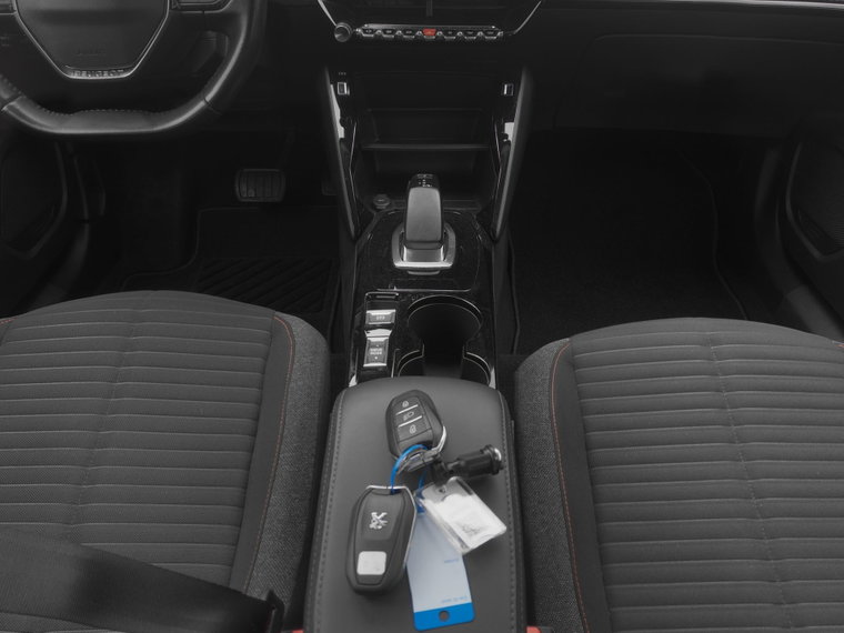 Vehicle Image 13