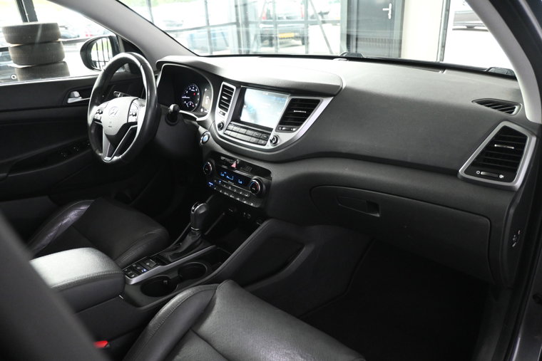 Vehicle Image 37