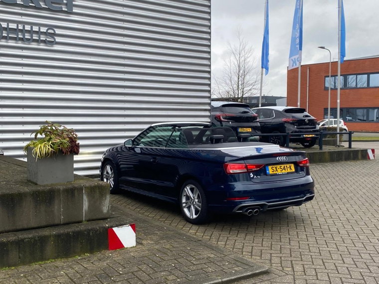 Vehicle Image 29