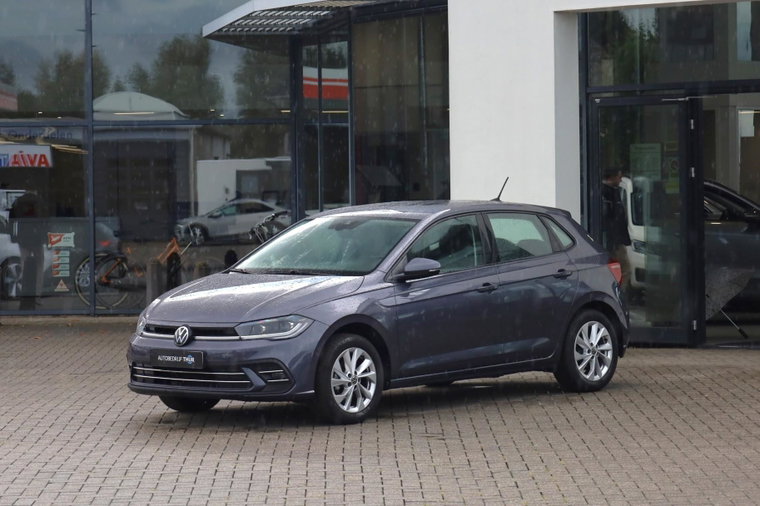Vehicle Image 36