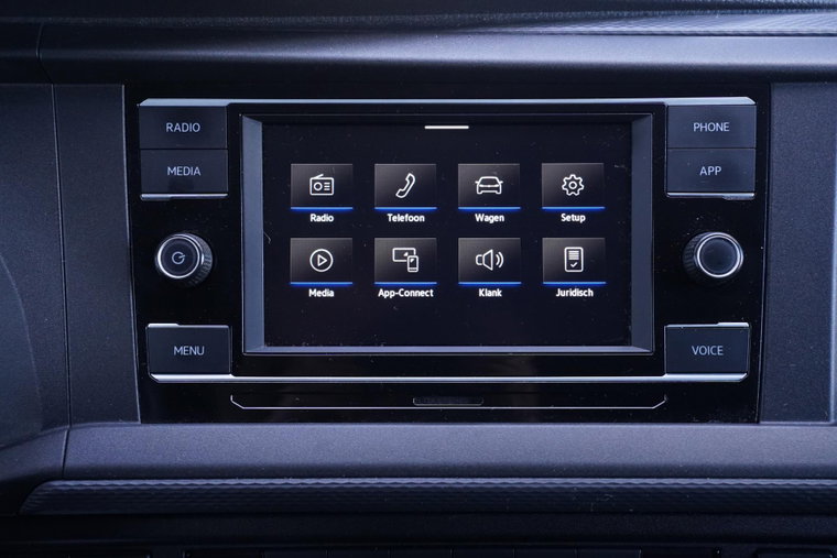 Vehicle Image 32