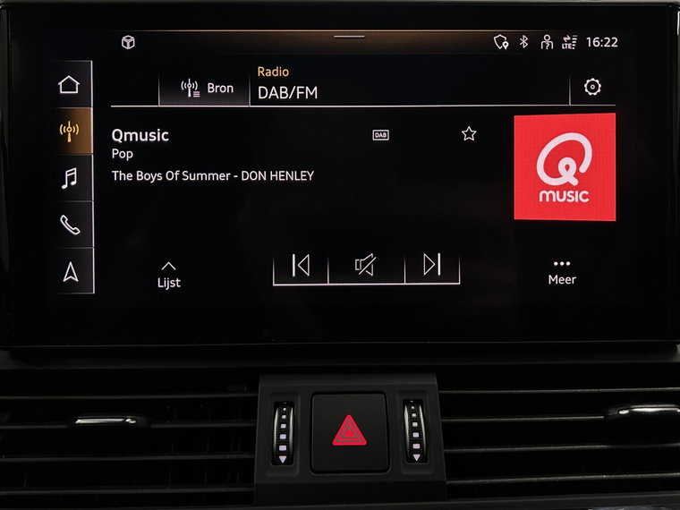 Vehicle Image 30