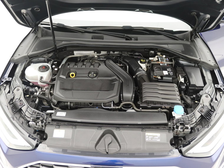 Vehicle Image 36