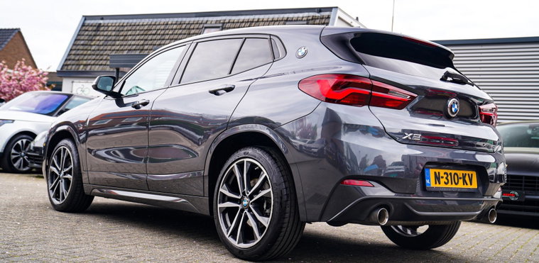 Vehicle Image 15