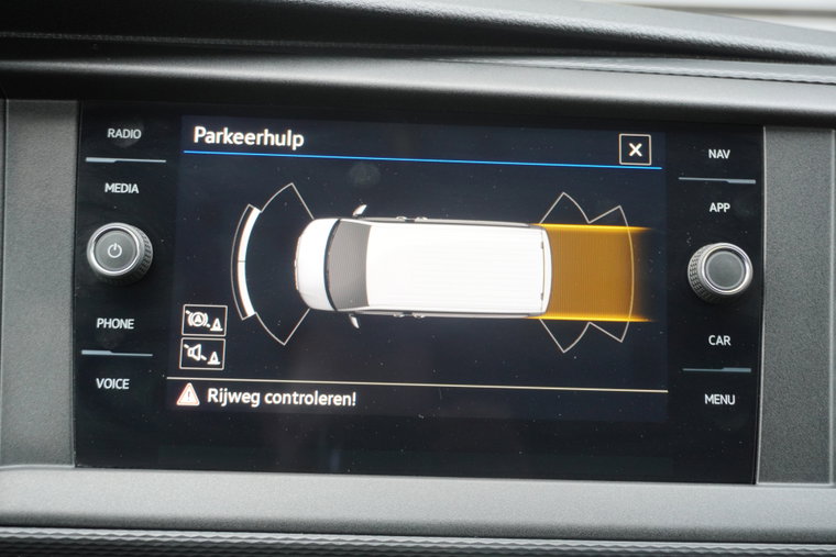 Vehicle Image 19